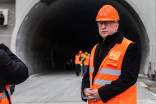 Minister dopravy Jozef Ráž veril, že stavebný sektor má to najhoršie za sebou. FOTO: HN/Miroslava Spodniaková