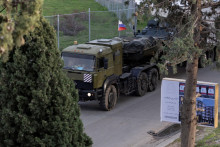 Haftar má podporu ruského prezidenta Vladimira Putina už celé roky. FOTO: REUTERS