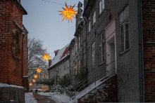 Žltá hviezda v historickom slarom meste Lübeck.

FOTO: Shutterstock