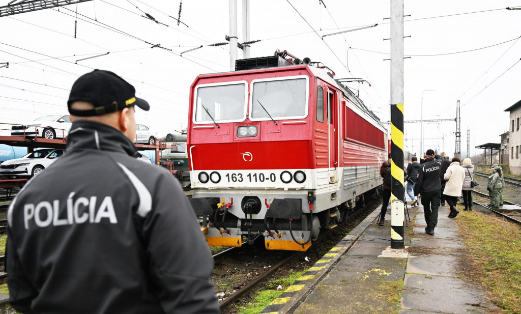 Opravy na železničných tratiach zlepšili plynulosť prevádzky. FOTO: TASR/František Iván