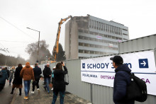 S búracími prácami už finišujú. FOTO: TASR/J. Krošlák