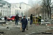 Ruská armáda v noci na 20. decembra podnikla ďalší raketový útok na Kyjev, ktorý spôsobil škody aj v centre ukrajinskej metropoly. FOTO: Reuters