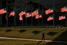 V poradí 39. americký prezident a laureát Nobelovej ceny mieru zomrel v nedeľu vo svojom dome v Plains, potvrdil pre denník The Washington Post jeho syn James E. Carter III. FOTO: REUTERS