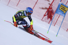 Američanka Mikaela Shiffrinová počas obrovského slalomu Svetového pohára žien v rakúskom Söldene. FOTO: TASR/AP