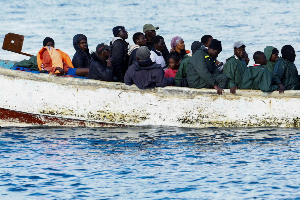 S migračnou vlnou z Afriky sa stretávajú aj Španielsko a Taliansko. FOTO: REUTERS