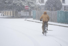 Snehová nádielka v meste Nashville. FOTO: TASR/AP