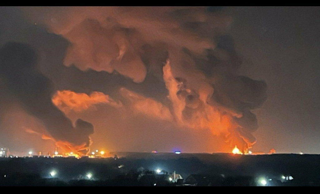 Požiar v ruskej Brianskej oblasti. FOTO: X/@yarotrof