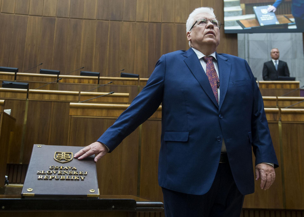 Na snímke Pavel Ľupták (SNS). FOTO: TASR/Jakub Kotian