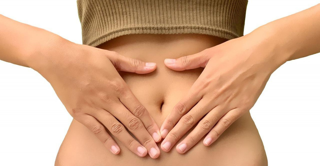 Fascie môžu žalúdok zovrieť, a to väčšinou kvôli duševnému a telesnému napätiu. Pomôcť vám však môže v takom prípade ich jemné pretiahnutie. FOTO: Pixabay
