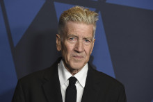 Americký režisér David Lynch pózuje v Los Angeles. FOTO: TASR/AP