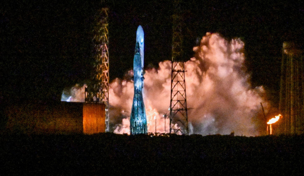 Raketa Blue Origin New Glenn odštartovala pri svojom inauguračnom štarte na Cape Canaveral Space Force Station v Cape Canaveral v USA. FOTO: Reuters