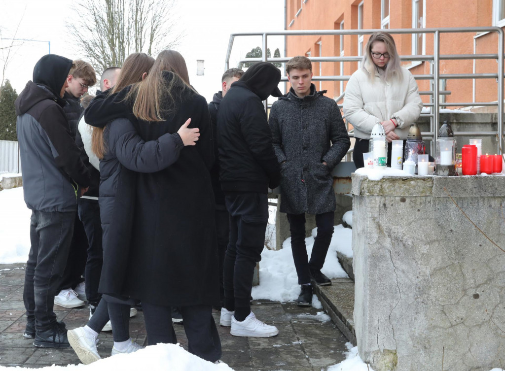 Spišská Stará Ves - Študent zavraždil spolužiačku a zástupkyňu riaditeľa v miestnom gymnáziu. FOTO: HN/Peter Mayer