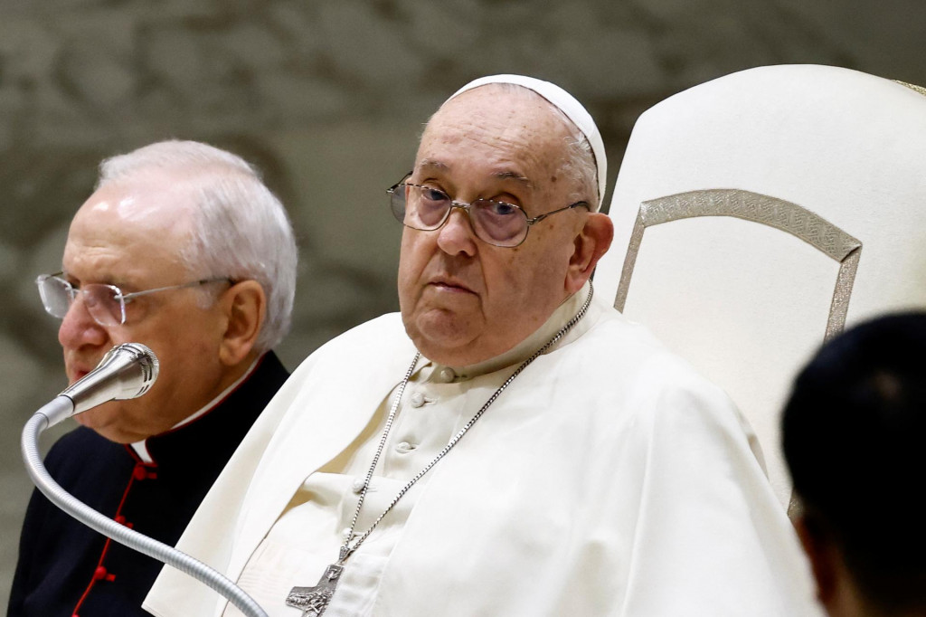Pápež František vedie katolícku cirkev od roku 2013 a v posledných rokoch sa zameral na etické otázky týkajúce sa umelej inteligencie. FOTO: Reuters