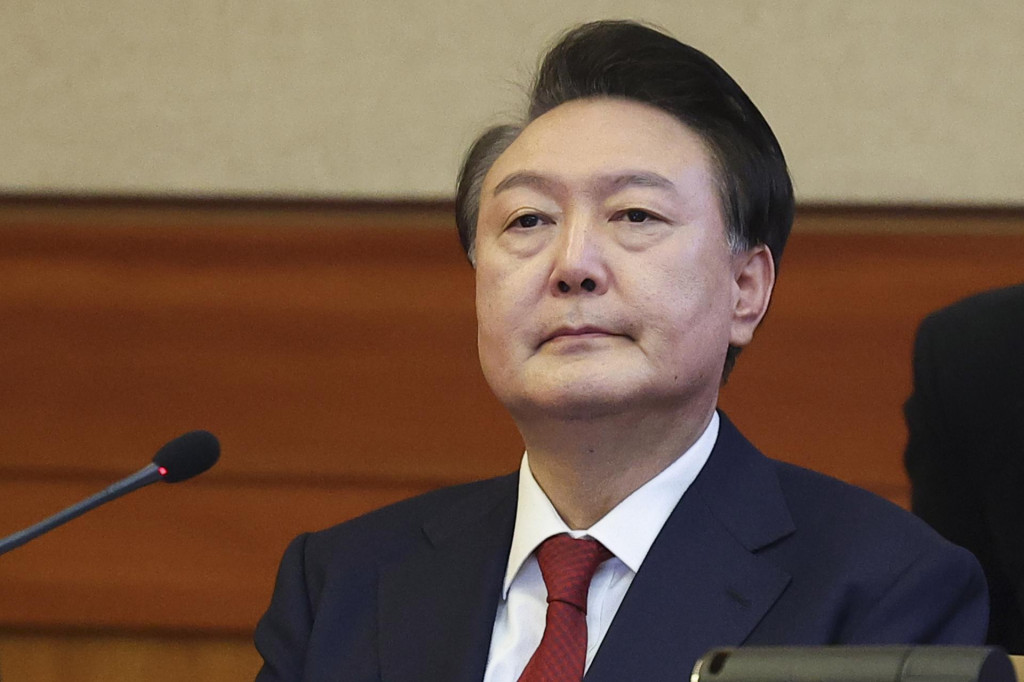 Na snímke odvolaný juhokórejský prezident Jun Sok-jol počas pojednávania na súde v Soule. FOTO: TASR/AP