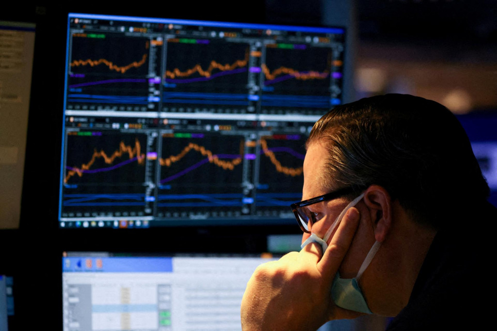 Za pondelňajším poklesom amerických technologických akcií stálo spustenie nového AI modelu od čínskej spoločnosti DeepSeek. FOTO: REUTERS