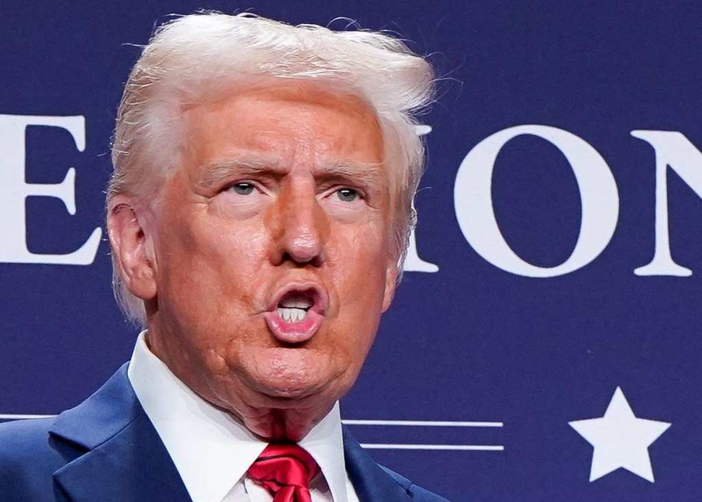 V zavádzaní ciel na dovezený tovar do Spojených štátov bude prezident Donald Trump neúprosný. FOTO: REUTERS