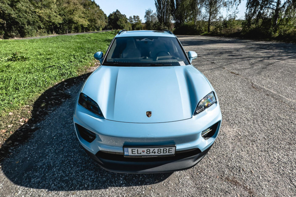 Elektrické Porsche Macan, ktoré by sa mohlo opätovne dočkať i spaľovacieho agregátu.