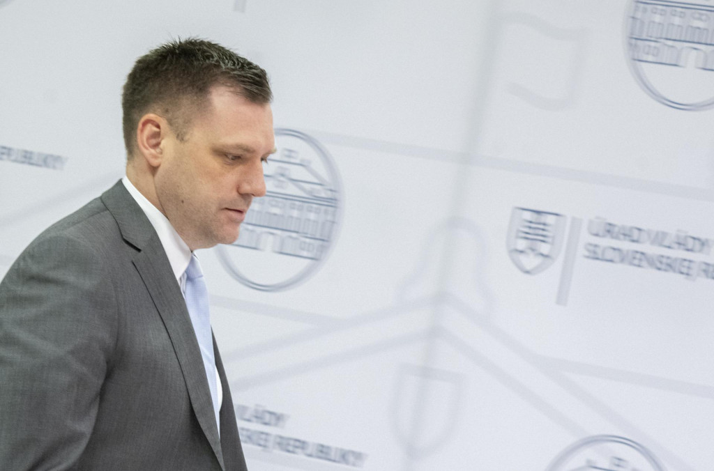 Evidoval som, že plakal pán bývalý brankár Lašák. V novej elektrárni vidíme obrovský potenciál, tvrdí envirošéf Tomáš Taraba. FOTO: TASR/M. Baumann