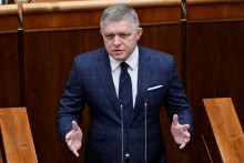 Premiér a líder koaličného Smeru-SD Robert Fico. FOTO: Reuters