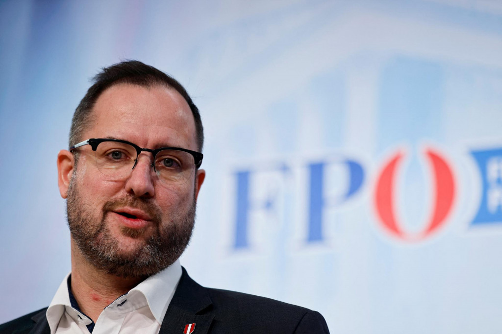 Generálny tajomník FPÖ Christian Hafenecker. FOTO: Reuters