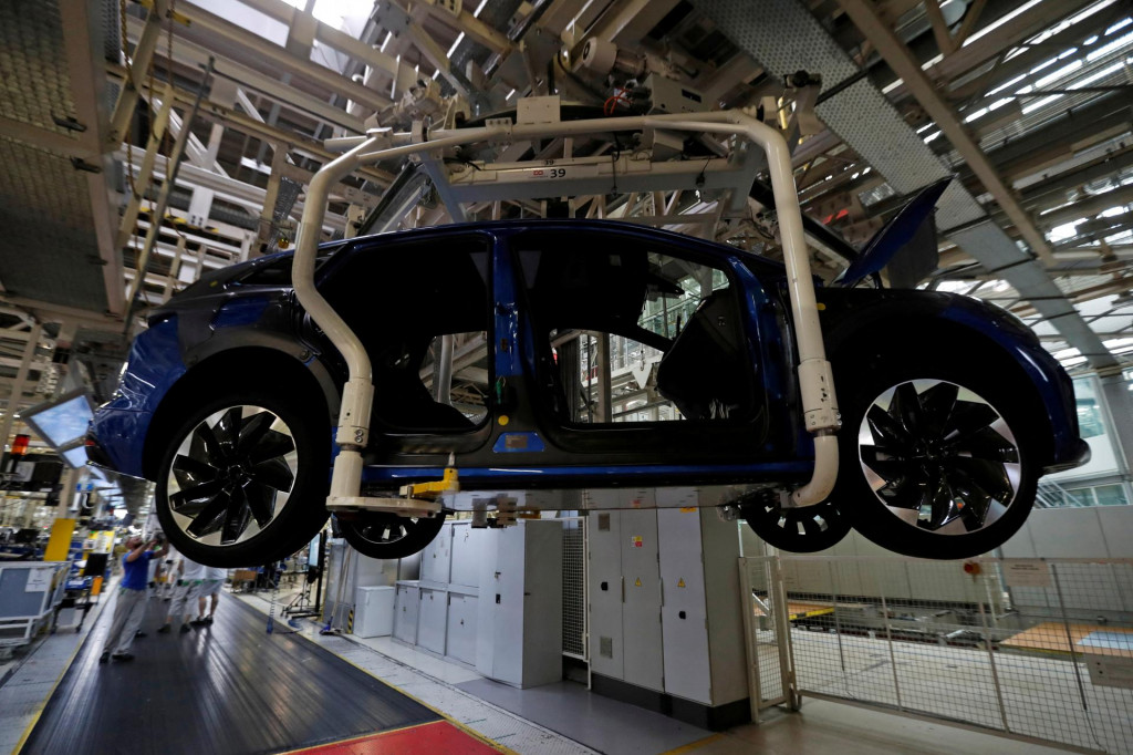 Česko by bolestivo zasiahlo americk&eacute; dorovnanie v&yacute;&scaron;ky coln&yacute;ch sadzbieb pre automobily na &uacute;roveň E&Uacute;. FOTO: Reuters