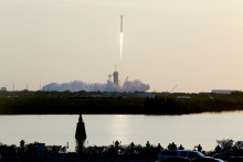 Raketa SpaceX Falcon 9. FOTO: Reuters