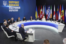 Európska únia roky vyhlasovala, že je svetovým hráčom. Teraz má príležitosť to dokázať. FOTO: TASR/AP