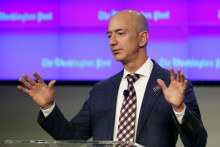 Jeff Bezos, majiteľ denníka The Washington Post. FOTO: Reuters