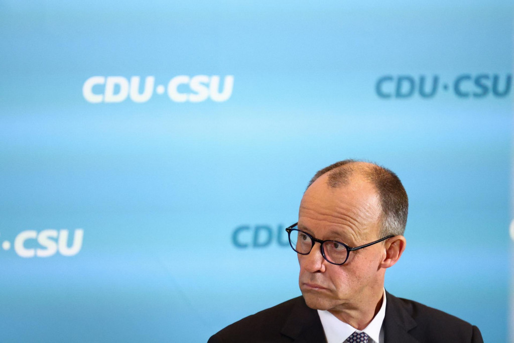 Líder CDU Friedrich Merz by chcel zostaviť vládu do Veľkej noci. FOTO: Reuters