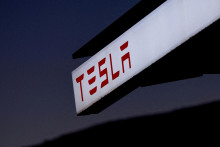 Logo Tesly. FOTO: REUTERS