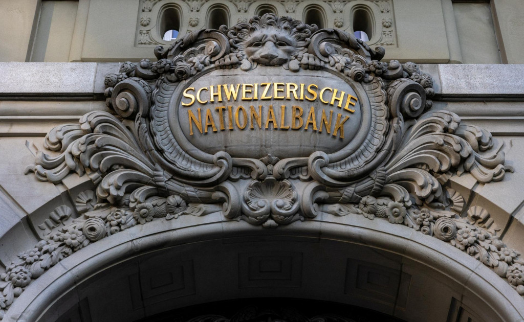 Sídlo Švajčiarskej národnej banky (SNB) je v Berne vo Švajčiarsku. FOTO: REUTERS