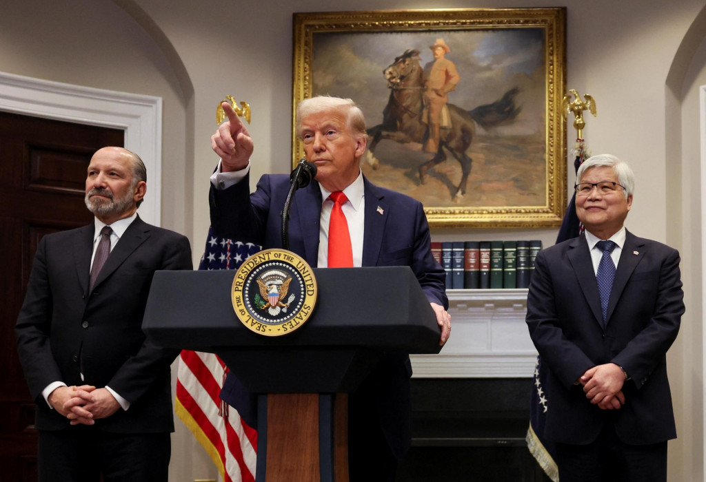 Americký prezident Donald Trump v Rooseveltovej miestnosti v Bielom dome vo Washingtone. FOTO: Reuters