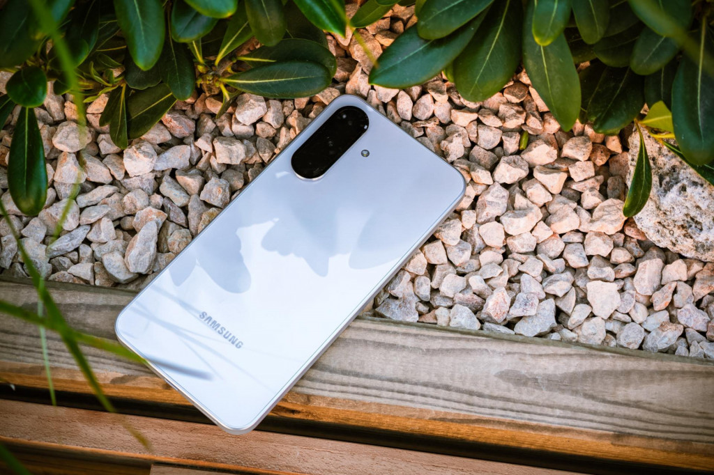 Samsung Galaxy A36