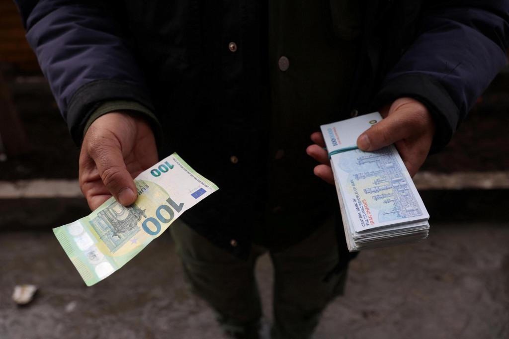 Inflácia v krajine podľa oficiálnych údajov v poslednom období presahuje 30 percent. FOTO: REUTERS