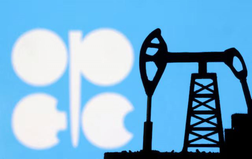 Skupina OPEC+ a jej spojenci na čele s Ruskom, začiatkom minulého týždňa potvrdila, že v apríli uskutoční plánované zvýšenie ťažby ropy o 138-tisíc barelov denne. FOTO: Reuters