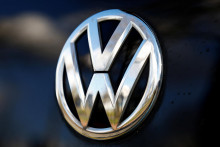 Nemeckému automobilovému koncernu Volkswagen v roku 2024 klesol prevádzkový zisk medziročne o 15 percent. FOTO: Reuters