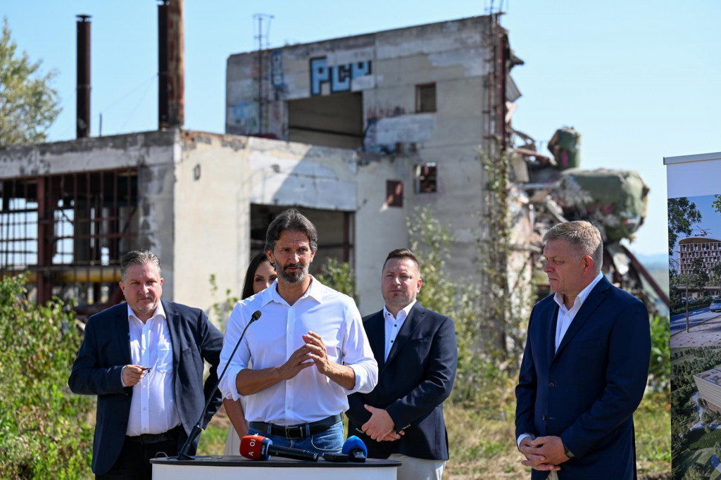 Financie budú použité na zabezpečenie bežnej prevádzky nemocníc.