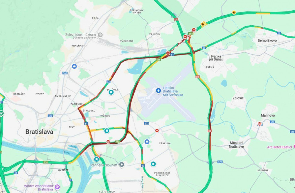 Aktuálna dopravná situácia v Bratislave v stredu o 16:30.