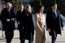 Francúzsky minister zahraničných vecí Jean-Noel Barrot, kanadská ministerka zahraničných vecí Melanie Jolyová, nemecká ministerka zahraničia Annalena Baerbock a americký minister zahraničných vecí Marco Rubio. FOTO: REUTERS