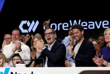 Michael Intrator, zakladateľ a generálny riaditeľ spoločnosti CoreWeave, Inc., poskytovateľa cloudových služieb podporovaného spoločnosťou Nvidia, sa zúčastňuje IPO svojej spoločnosti na trhu Nasdaq v New Yorku. FOTO: Reuters