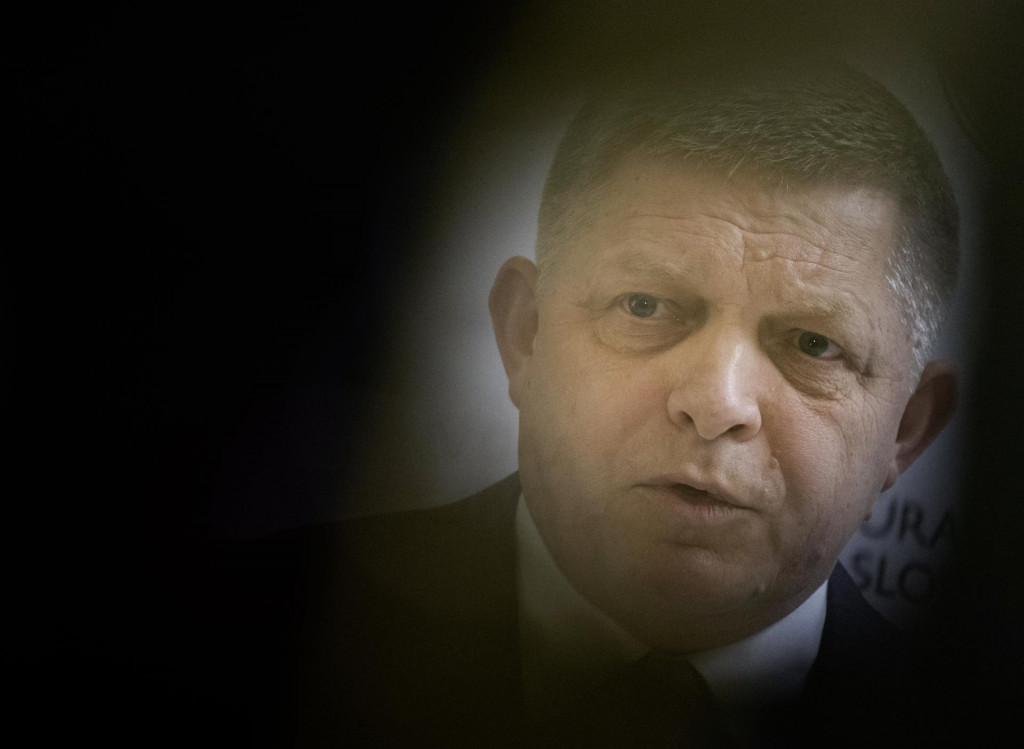 Predseda vl&aacute;dy Robert Fico (Smer-SD) počas tlačovej konferencie po mimoriadnej 84. sch&ocirc;dzi vl&aacute;dy SR 31. marca 2025 v Bratislave. FOTO TASR - Martin Baumann FOTO: Martin Baumann