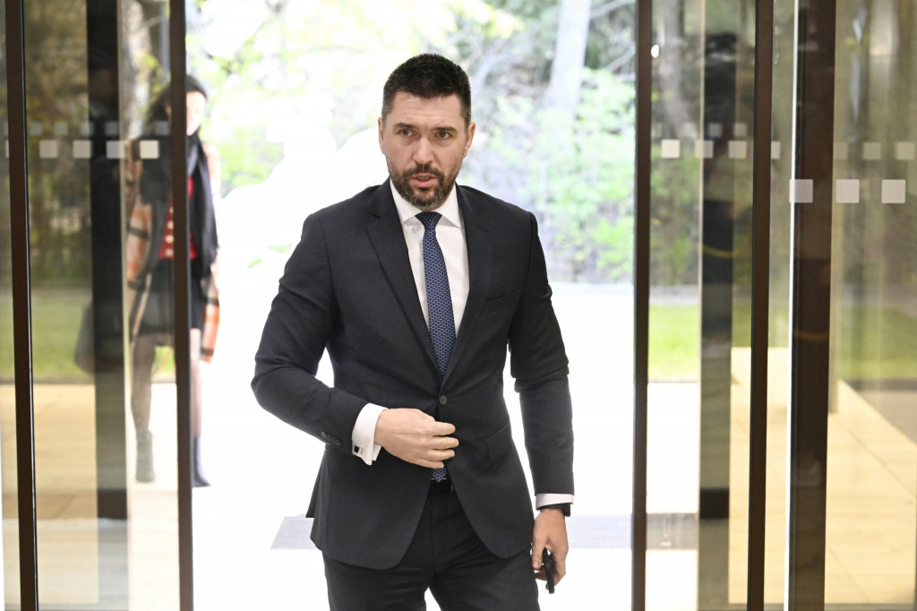 Minister p&ocirc;dohospod&aacute;rstva a rozvoja vidieka Richard Tak&aacute;č (Smer). FOTO: TASR/Pavel Neubauer