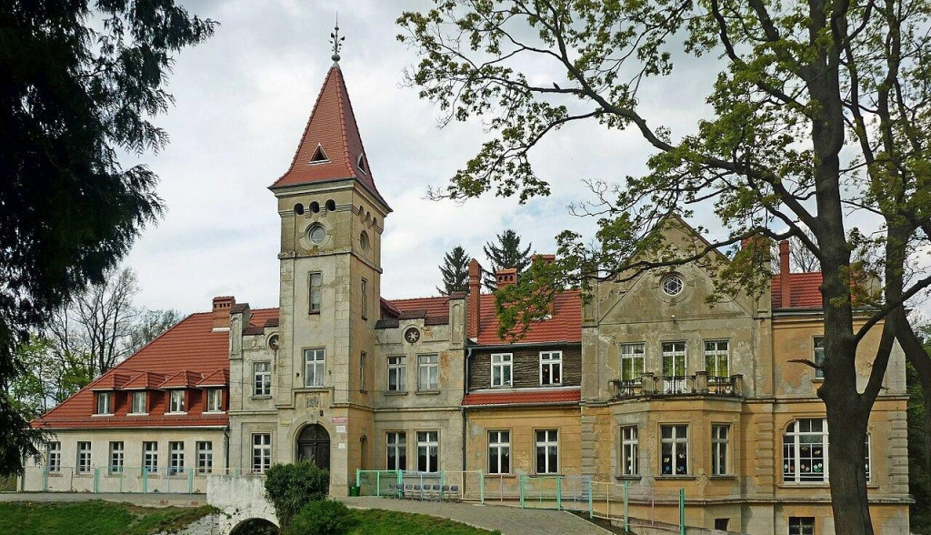 Kaštieľ v Poľsku