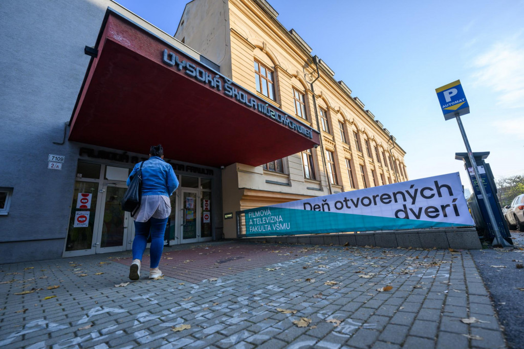 Budova Vysokej školy múzických umení počas Dňa otvorených dverí. FOTO: TASR/J. Novák