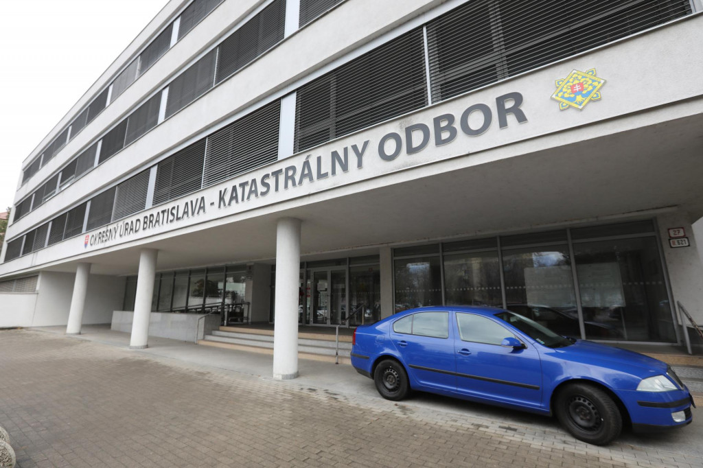 Analýza ukázala, že útočníci zašifrovali živé dáta a znefunkčnili časť serverov. FOTO: P. Mayer/MAFRA