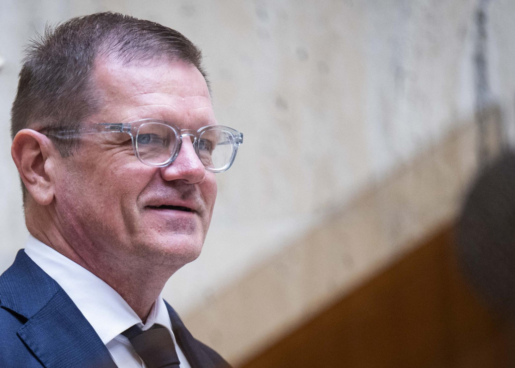 Na snímke podpredseda vlády pre plán obnovy a znalostnú ekonomiku Peter Kmec (Hlas). FOTO: TASR/Jakub Kotian