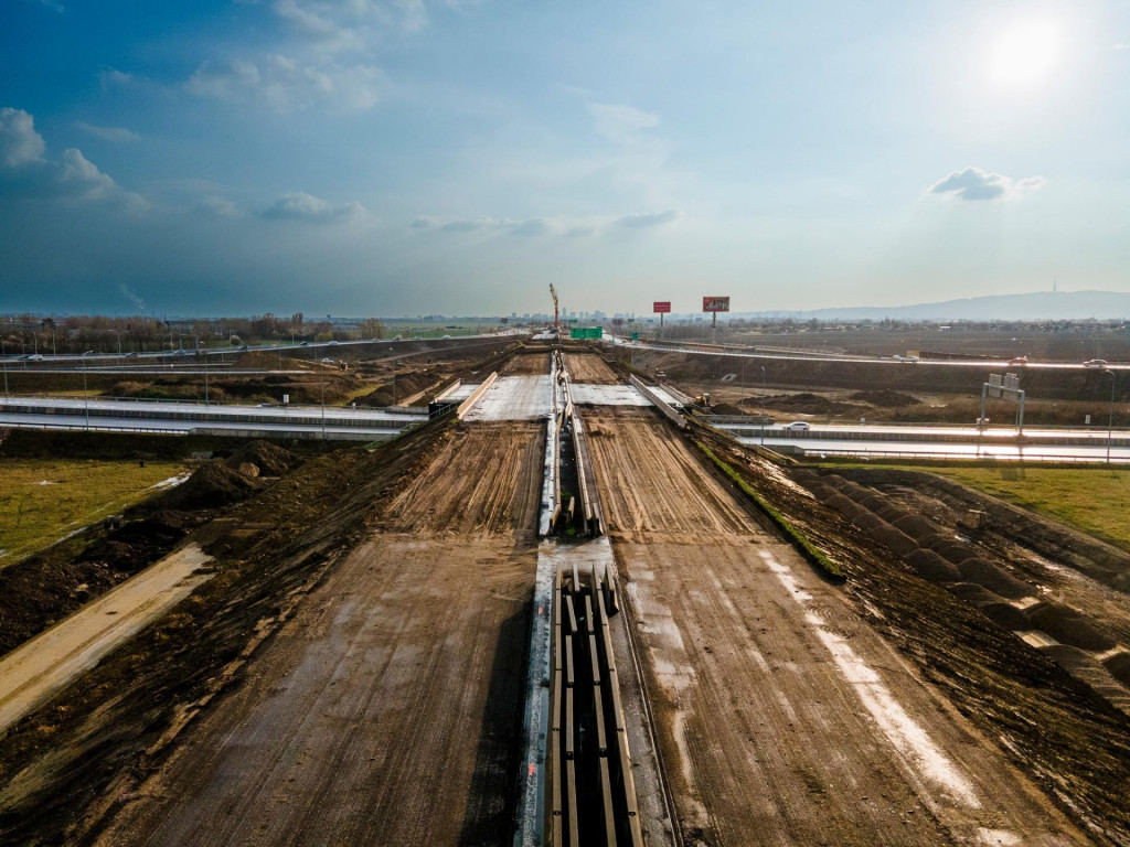 Takto vyzerá rekonštrukcia križovatky D1/D4 v apríli. FOTO: NDS