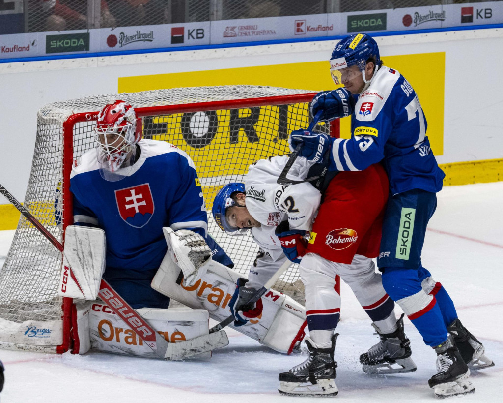 Zápas Česká republika - Slovensko v Ostrave v piatok 25. apríla 2025. Vo štvrtok Slováci prehrali 0:4. Oba tímy sa pripravujú na májový svetový hokejový šampionát v Štokholme a Herningu. FOTO TASR - Jakub Kotian