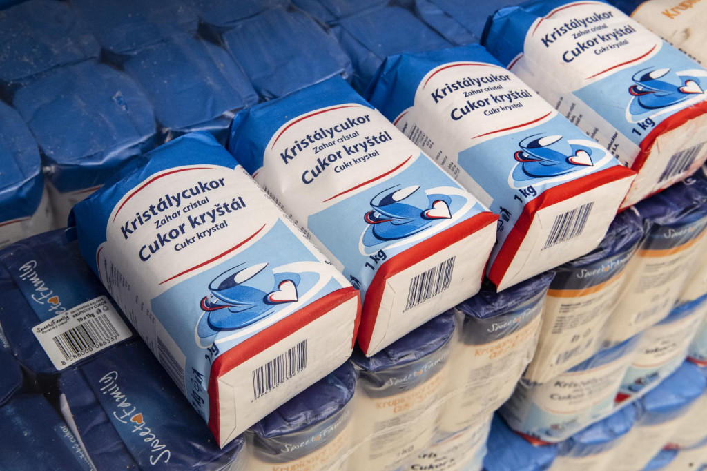 Slovenskí obchodníci ponúkajú na cukor zľavy. FOTO: TASR/P. Neubauer