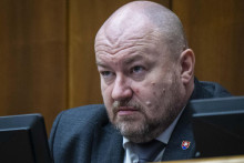 Na snímke minister cestovného ruchu a športu Rudolf Huliak (nezávislý). FOTO: TASR/Jakub Kotian